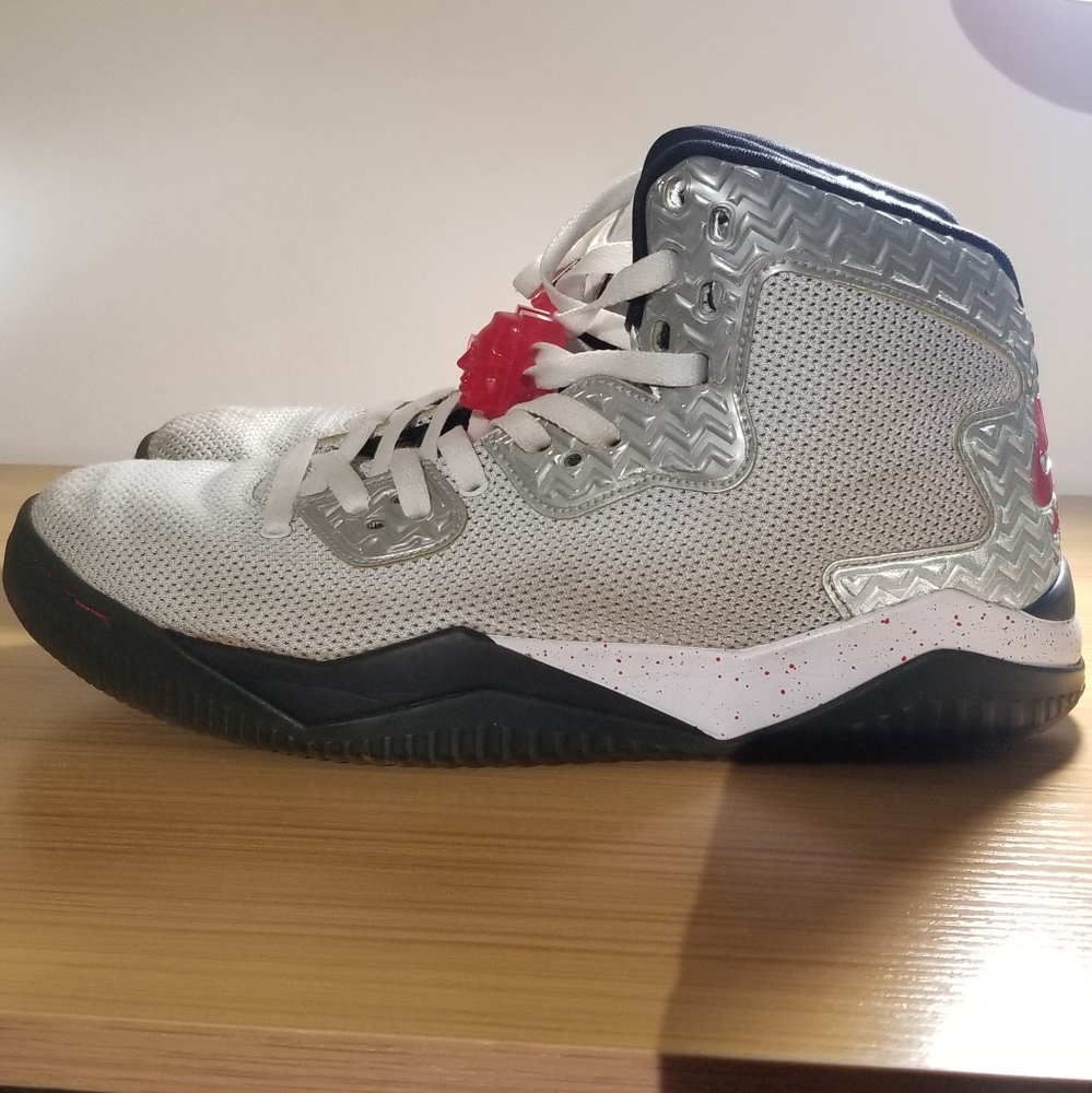 Jordan Spike Forty PE 'White Fire Red'